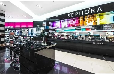 銷(xiāo)量上漲、國內外競爭加劇，化妝品行業(yè)回暖可期！